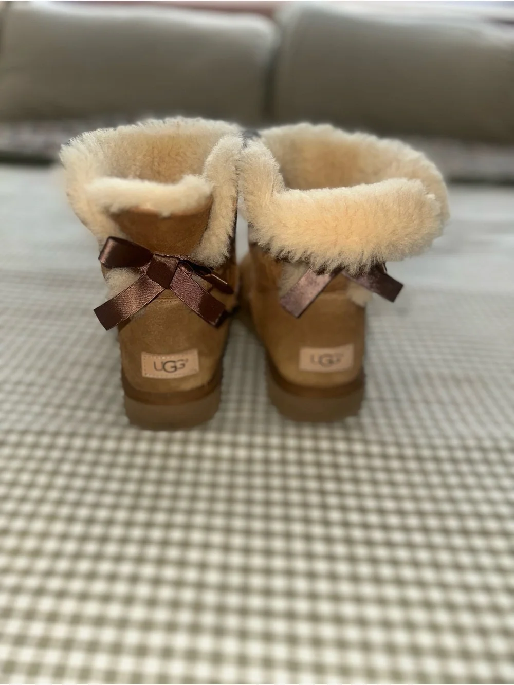 UGG Bailey Bow II- water resistant